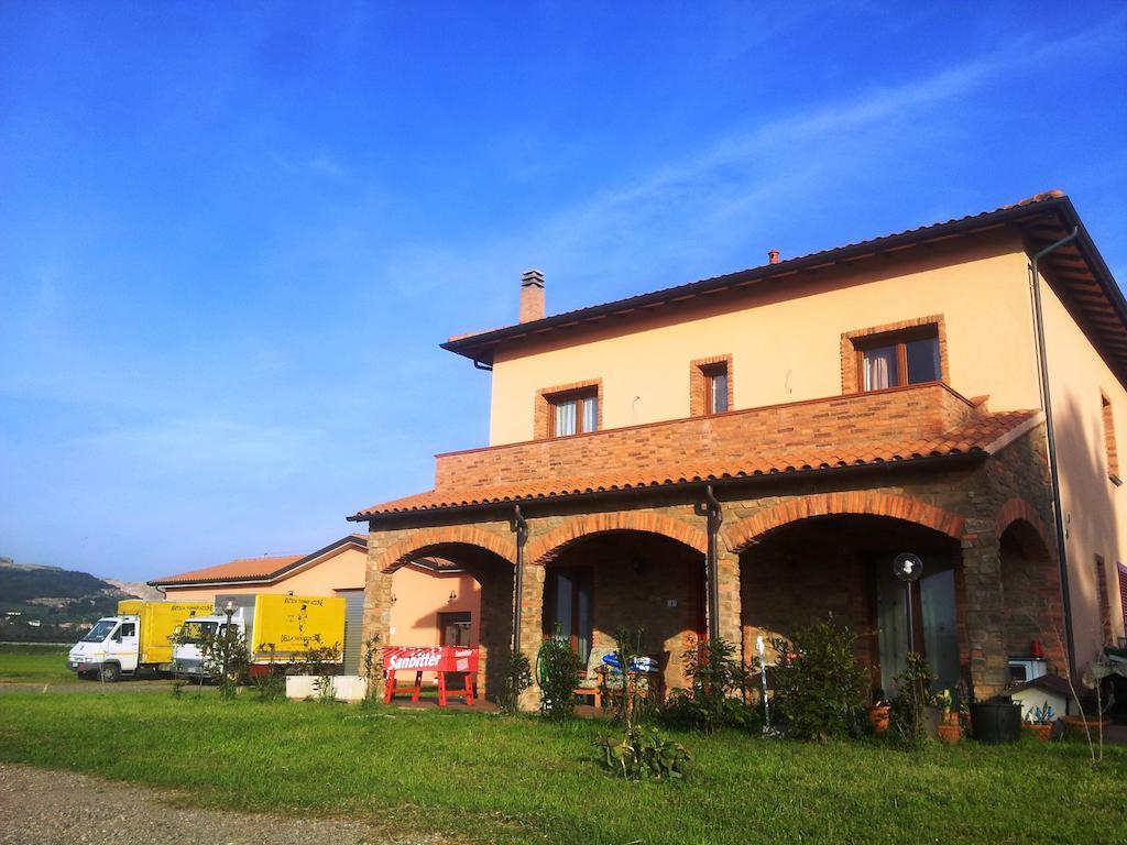 Agriturismo La Nocciolina Venturina Terme Habitación foto
