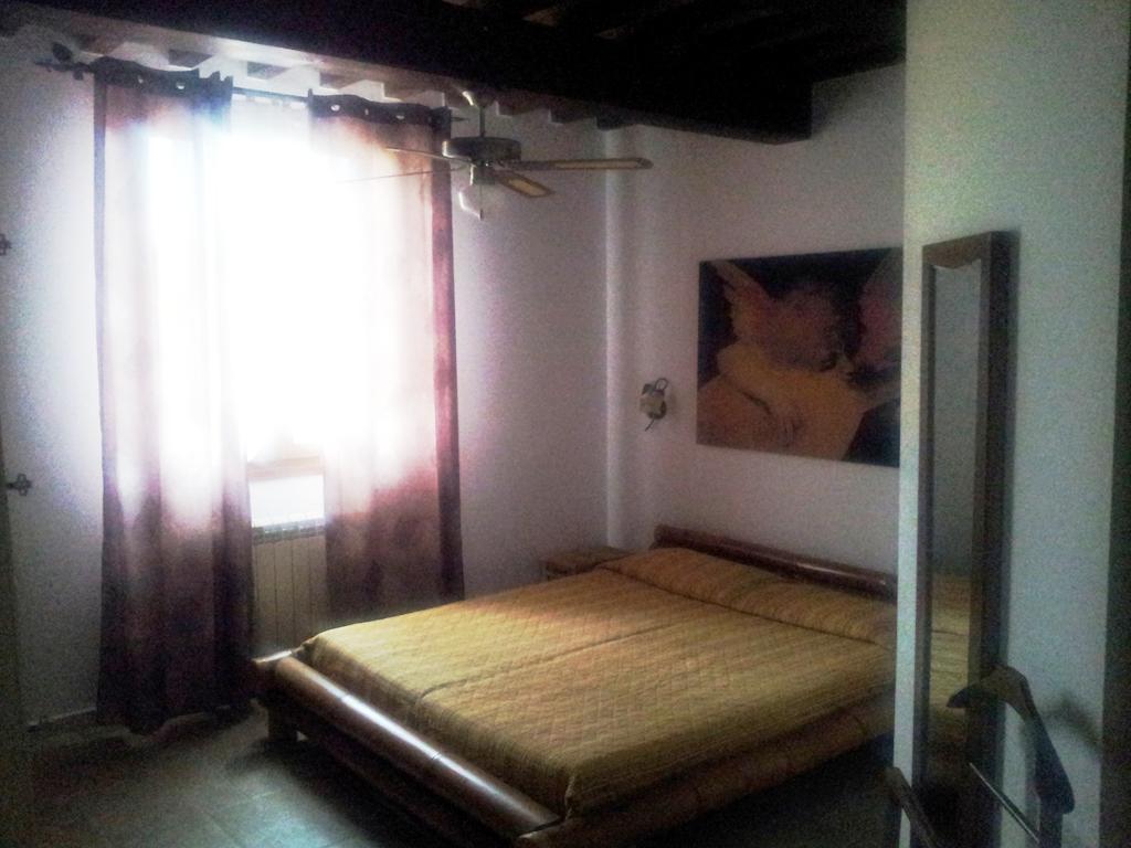 Agriturismo La Nocciolina Venturina Terme Habitación foto